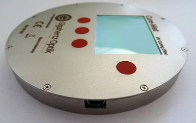 Cure-Met USB 端口用于软件操作和内部电池充电