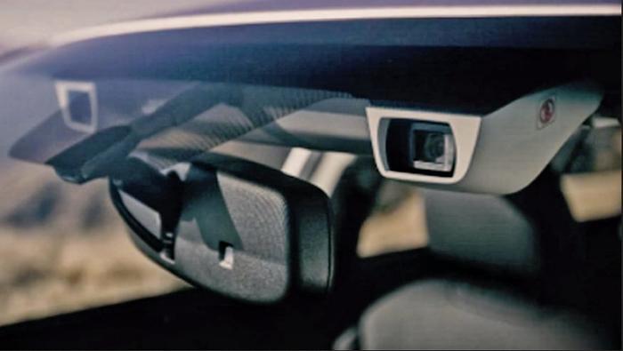 自动驾驶汽车使用高分辨率彩色图像摄像头